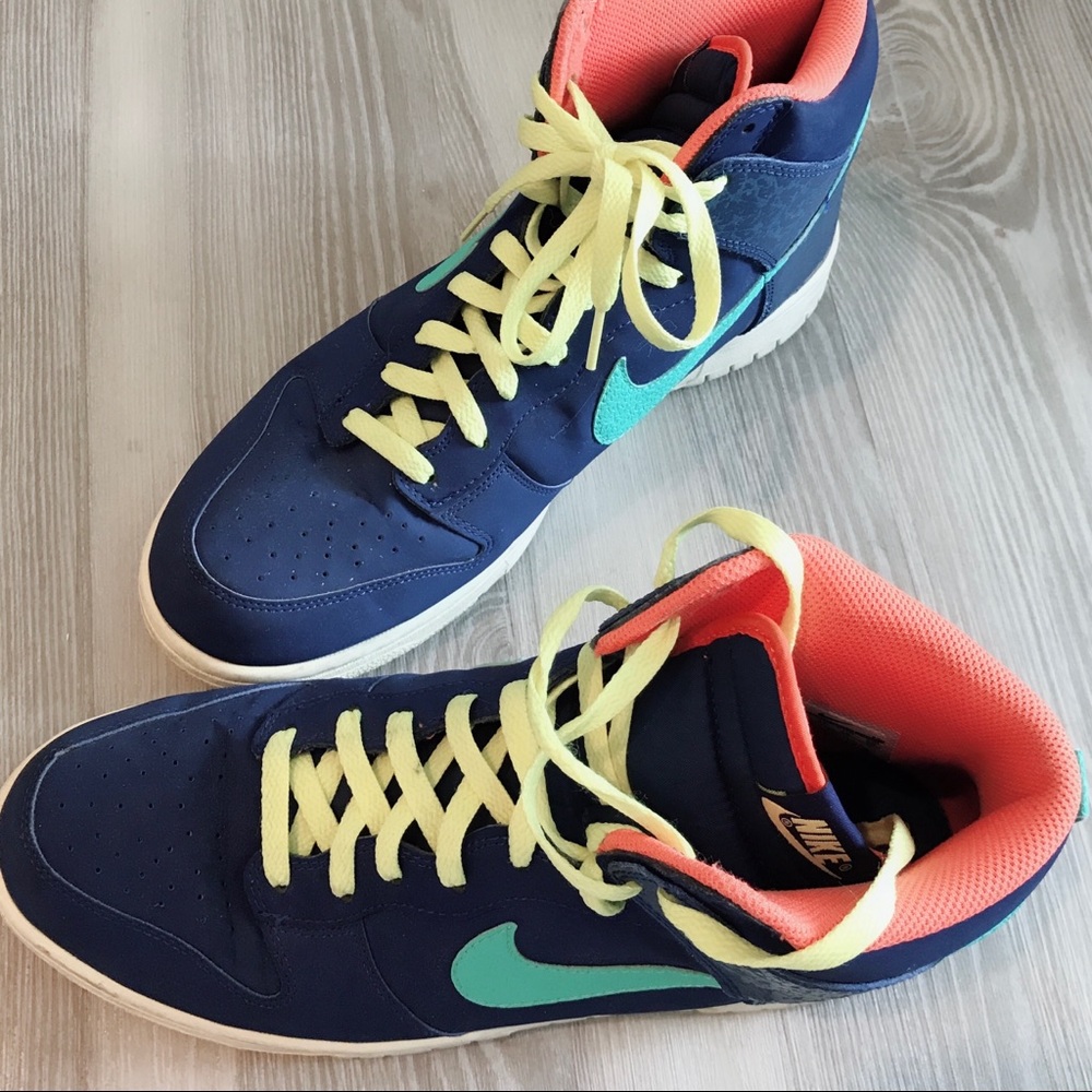 Nike Men’s Sneakers